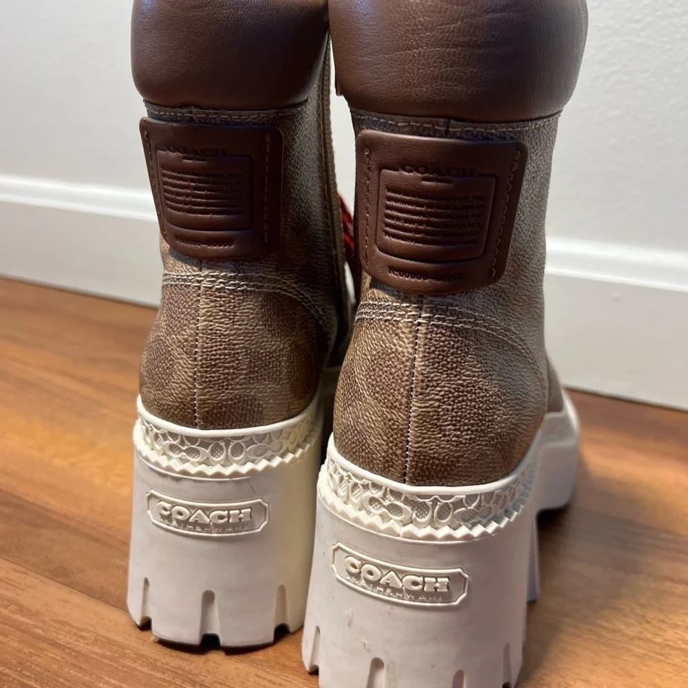 COACH LEATHER HEALED BOOTIES - Picture 3 of 4